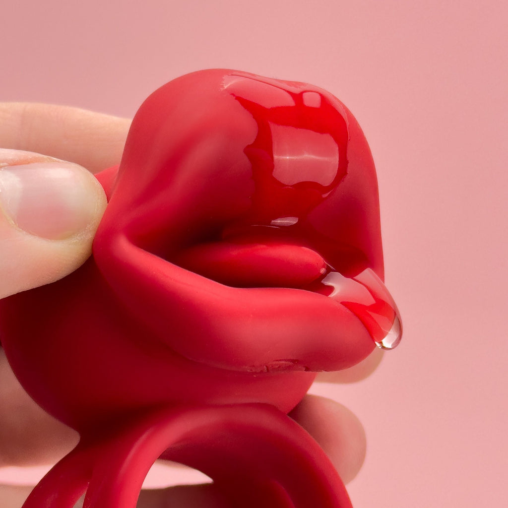 Kiss me Vibrating cock ring