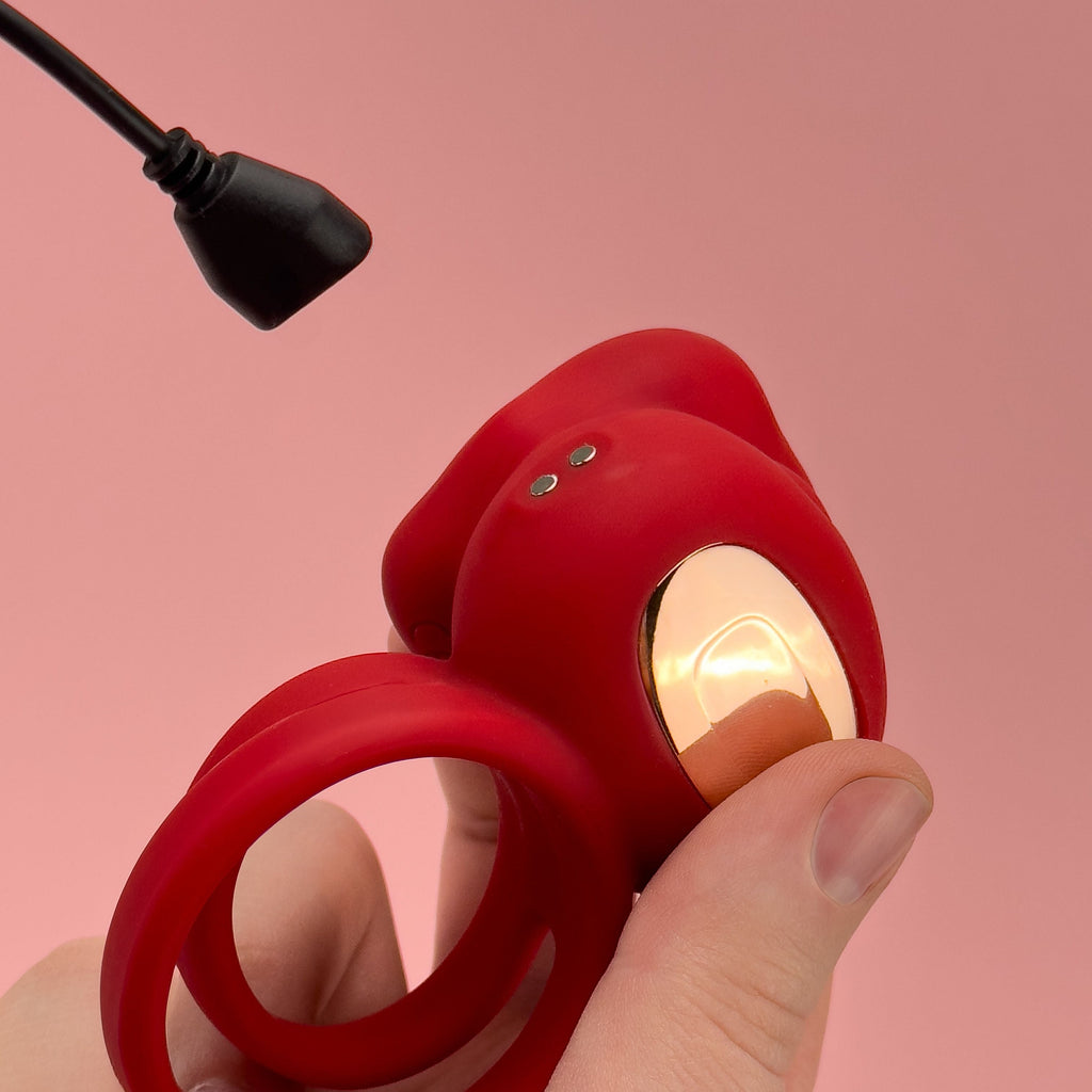 Kiss me Vibrating cock ring